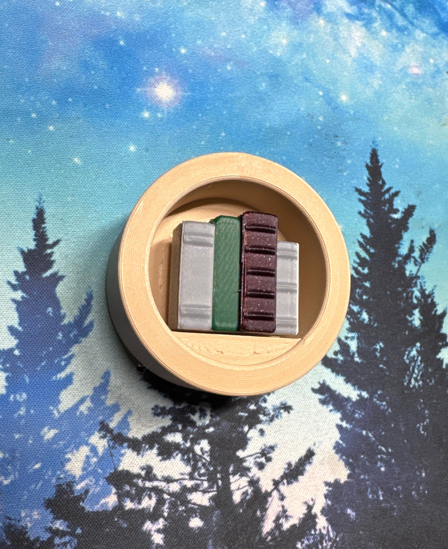 Bookshelf Clicker – Fidget Toy for Book Lovers (Classic Library, Cozy Reader, Dark Academia | Square or Circle Shelf)